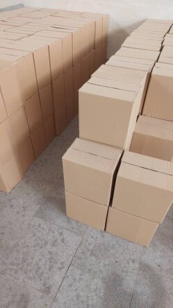 ​حدود 2/600 میلیون عدد هوکس پرده استاندارد جنس PP درجه 1- مهدی آرمیده - کارخانجات تهران