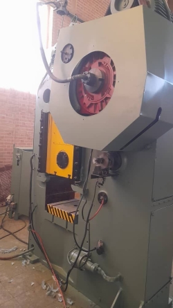 پرس نایکل روس 400 تن - مهدی ارمیده - کارخانجات تهران