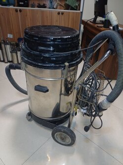 جارو برقی 2 کاره آب و خاک برند نور آیین - مهدی آرمیده - کارخانجات تهران