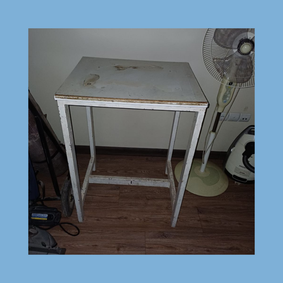 میز کار پایه آهنی