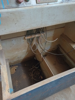​ بدنه دستگاه تستر شیرآلات پنوماتیک با کنترول - مهدی آرمیده - کارخانجات تهران