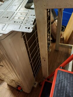 کولر گازی 30/000 هزار برند یونیوا - مهدی آرمیده - کارخانجات تهران
