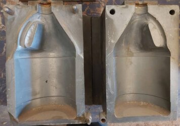 ​قالب 4 لیتری سفید کننده - مهدی آرمیده - کارخانجات تهران