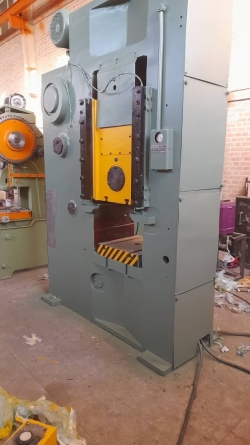 پرس نایکل روس 400 تن - مهدی ارمیده - کارخانجات تهران