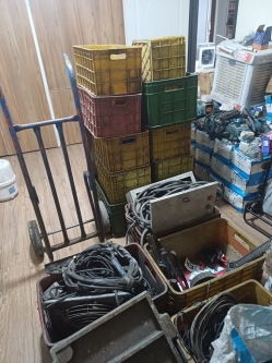 سبد پلاستیکی کارگاهی - مهدی آرمیده - کارخانجات تهران