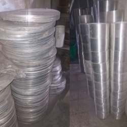 ​حدود 1/5 تن آلمینیوم مقداری گرده و کشیده شده قابلمه - مهدی آرمیده - کارخانجات تهران