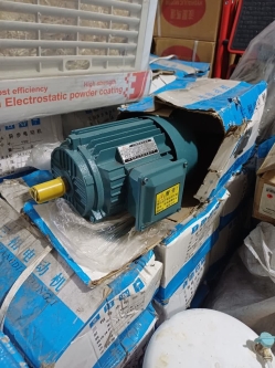  دینام 1/5 کیلووات چینی - مهدی آرمیده - کارخانجات تهران