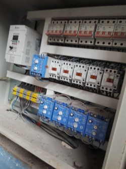 ​دستگاه بتونه سنگ - مهدی آرمیده - کارخانجات تهران