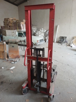 ​استاکر دستی 2 تن برند هاردکس اصلی چینی - مهدی آرمیده - کارخانجات تهران