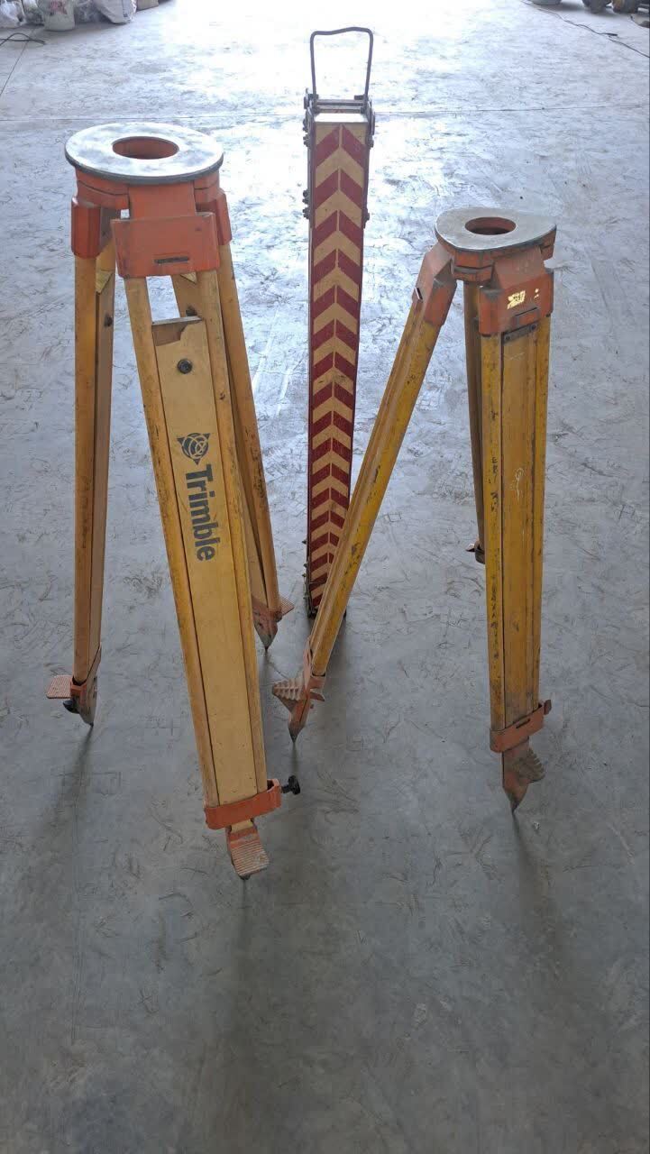 سه پایه دوربین چوبی 4 متر استاندارد 