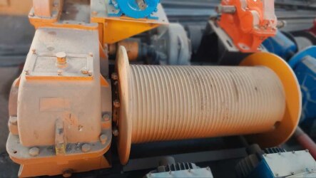 وینچ 30 تن روسی فابریک - مهدی آرمیده - کارخانجات تهران