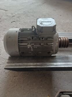 ​الکترو موتور 5/5 کیلووات برند الکتروژن - مهدی آرمیده - کارخانجات تهران