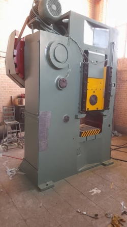 ​ پرس نایکل روس 400 تن - مهدی ارمیده - کارخانجات تهران